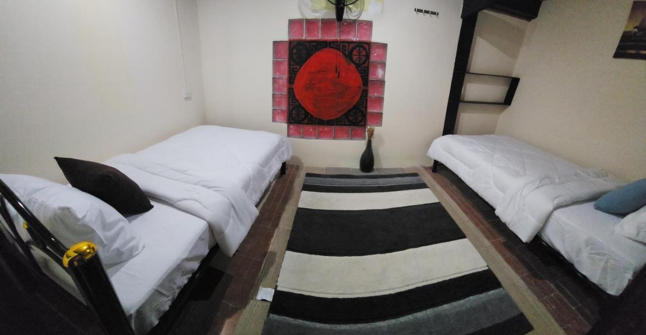 Cozy Nest Cnx Hostel Чиангмай Екстериор снимка